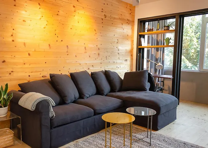 Bright & Spacious 1bd With A Charming Balcony By Flat Mаnager *